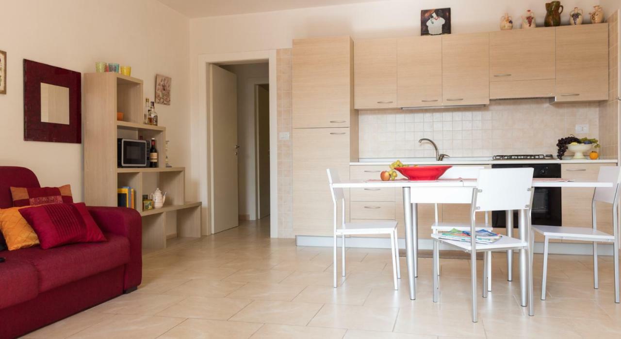 Villa Maggi Maurizia Torre Santa Sabina Eksteriør billede