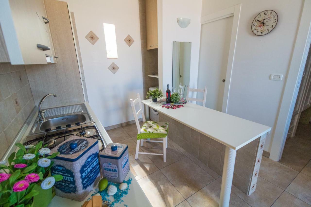 Villa Maggi Maurizia Torre Santa Sabina Eksteriør billede